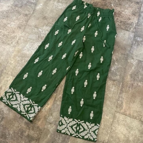 House of Harlow 1960 Pants - NWOT House of Harlow 1960 Boho Green Wide-Leg Elastic Waist Drawstring Pants M